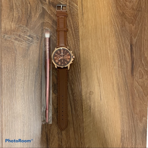 Makeup bundle - Picture 6 of 8